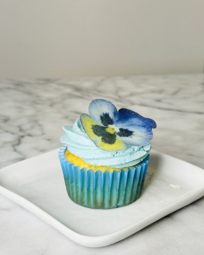 Vanilla Cupcake with Buttercream and Edible Decoration